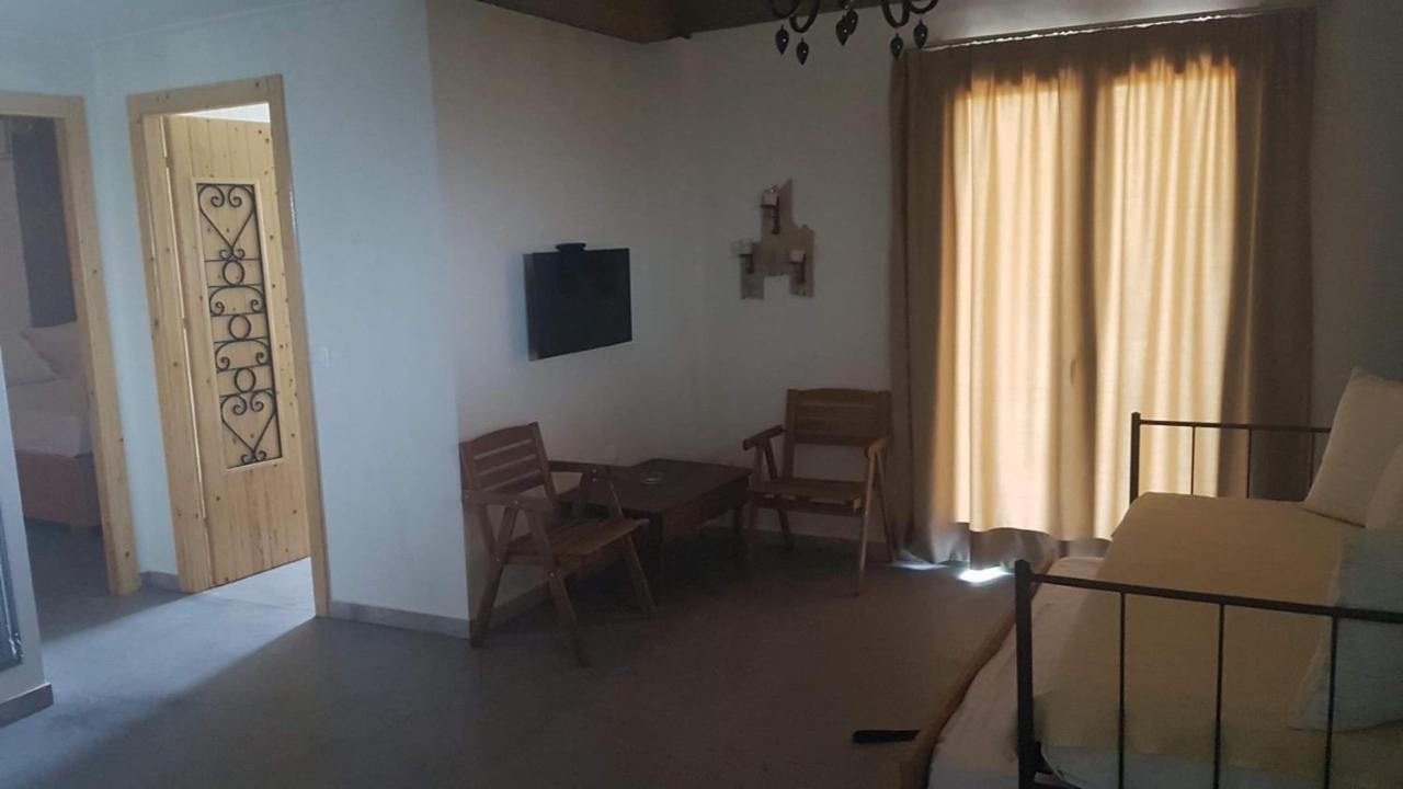 Megalos Kampos 马拉松波利斯 外观 照片